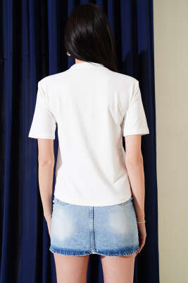 Omuz Vatkalı Yarım Fermuarlı T-shirt Ekru - Etek