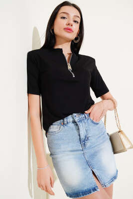 Omuz Vatkalı Yarım Fermuarlı T-shirt Siyah - Kadın Giyim Modelleri