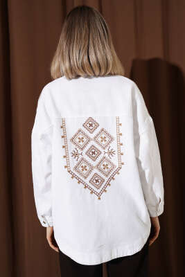 Omuz ve Sırt Nakışlı Kot Ceket Beyaz - LEVURE