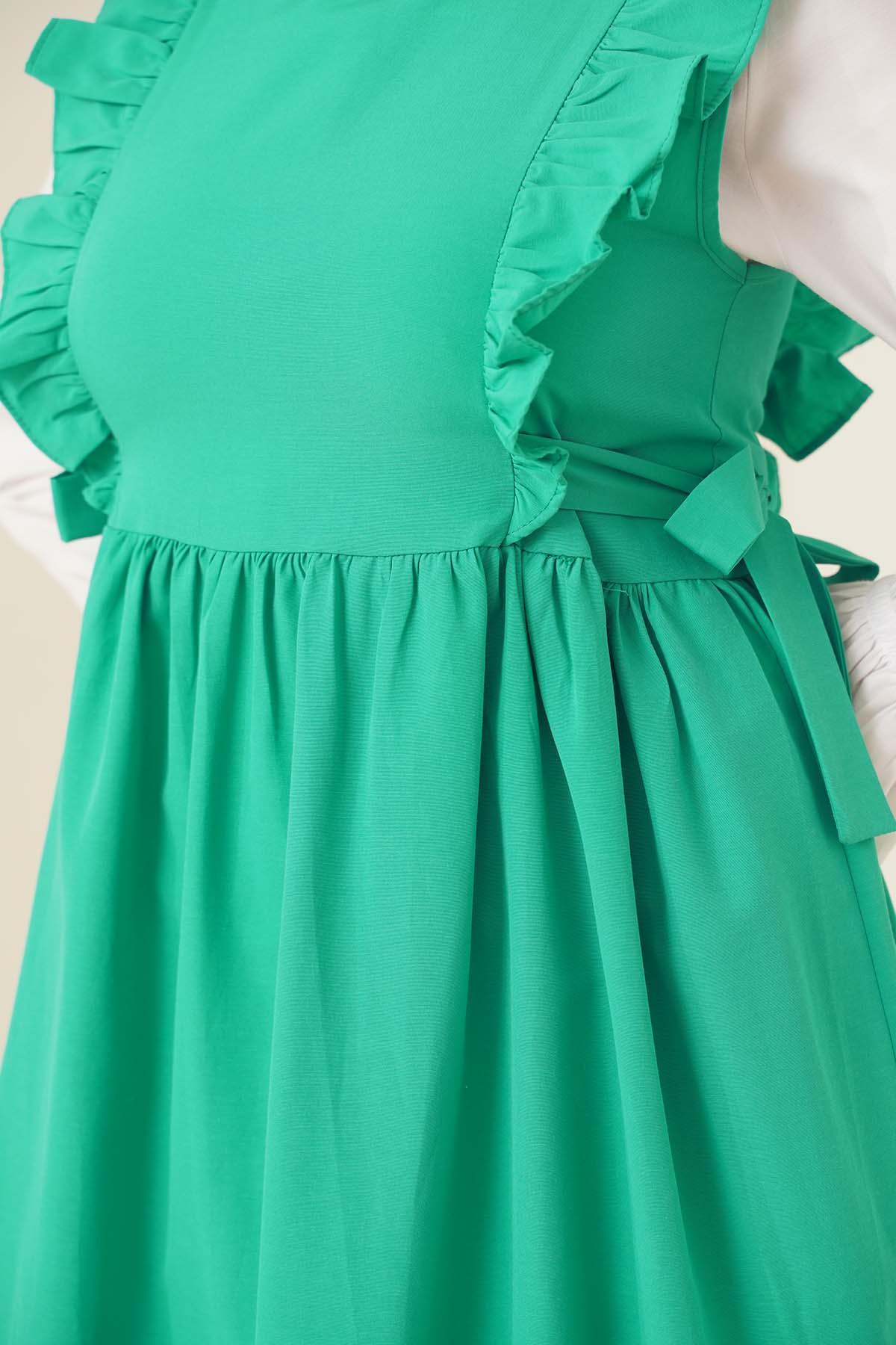 Omuzları Fırfırlı Yeşil Jile Elbise