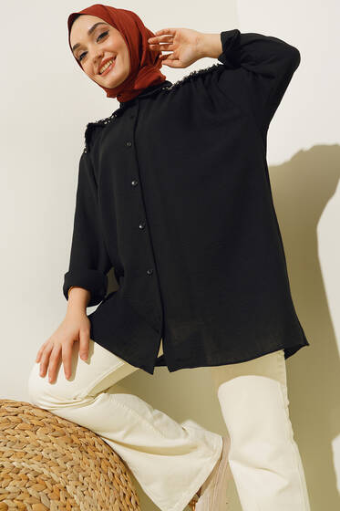 Omuzu Patlı Taşlı Gömek Siyah - Gömlek