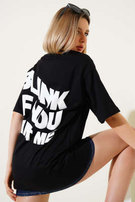 Ön ve Arka Kabartma Baskılı T-shirt Siyah 