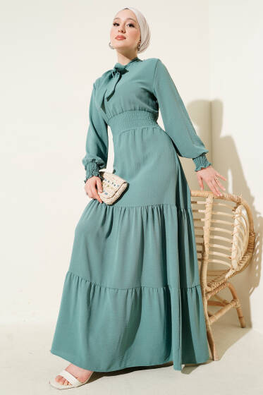 Önden Bağlama Detaylı Lastikli Elbise Çağla Yeşili - Tesettür Elbise