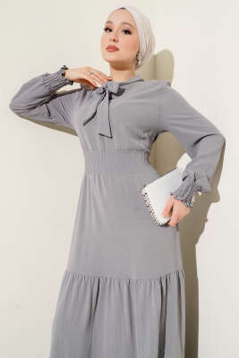 Önden Bağlama Detaylı Lastikli Elbise Gri - Tesettür Elbise
