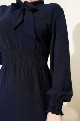 Önden Bağlama Detaylı Lastikli Elbise Lacivert - Tesettür Elbise