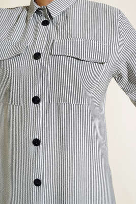 Önden Düğmeli Çizgili Gofre Tunik Siyah - Yılın Fırsatı