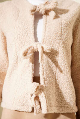 Önü Bağlamalı Buklet Kısa Kimono Bej - Dış Giyim&Mont