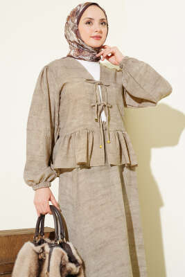 Önü Bağlamalı Fırfırlı Etekli İkili Takım Bej - İkili Takım