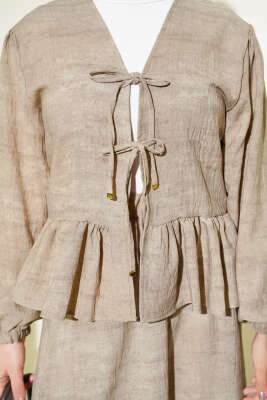 Önü Bağlamalı Fırfırlı Etekli İkili Takım Bej - İkili Takım