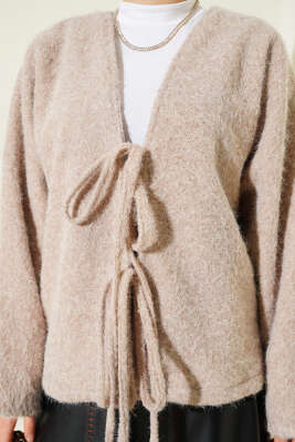 Önü Bağlamalı Keçe Kısa Ceket Bej - Ceket