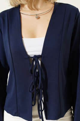 Önü Bağlamalı Kısa Hırka Lacivert - Hırka