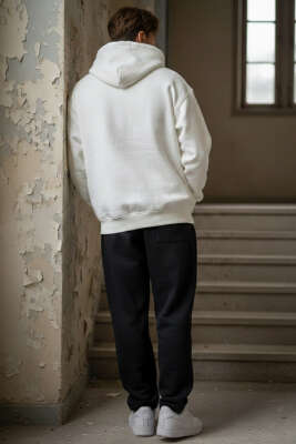 Önü Baskılı Kapüşonlu Üç İplik Erkek Hırka Ekru - Erkek Hırka