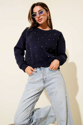Önü Boncuklu Üç İplik Kısa Sweatshirt Lacivert - Kadın Giyim Modelleri
