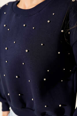 Önü Boncuklu Üç İplik Kısa Sweatshirt Lacivert - Kadın Giyim Modelleri