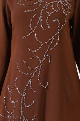 Önü Boydan Taşlı Büyük Beden Elbise Taba - Tesettür Elbise