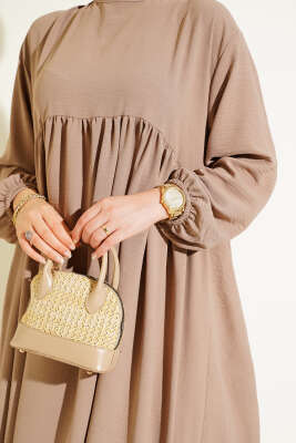 Önü Büzgülü Bilekleri Lastikli Elbise Vizon - Tesettür Elbise