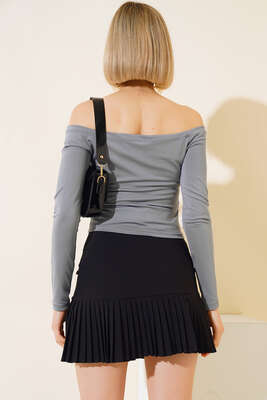 Önü Büzgülü Body Gri - Kadın Giyim Modelleri