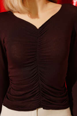 Önü Büzgülü Uzun Kol Body Acı Kahve - Uzun Kollu Tişört