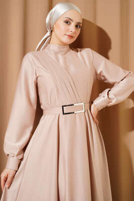 Önü Çapraz Piliseli Saten Elbise Bej - Tesettür Elbise