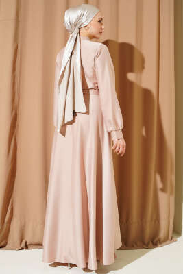Önü Çapraz Piliseli Saten Elbise Bej - Tesettür Elbise
