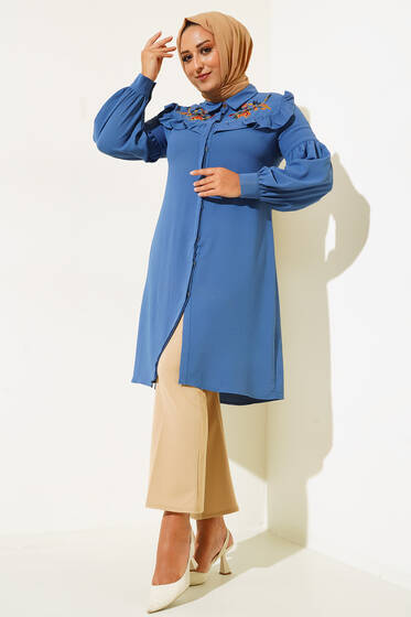 Önü Çiçek Nakış Fırfırlı Tunik Saks - Tunik