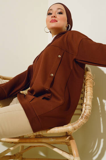 Önü Çıtçıt Detaylı Kapüşonlu Tunik Kahve - Tunik