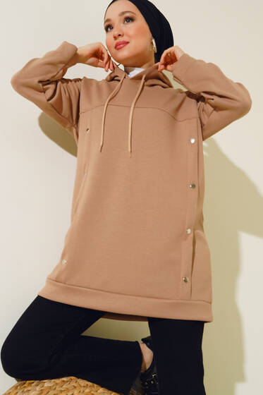 Önü Çıtçıt Detaylı Kapüşonlu Tunik Latte - Tunik