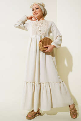 Önü Dantel Örgülü Yakası İp Bağlamalı Elbise Bej - Tesettür Elbise