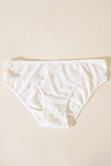 Önü Dantelli Bayan Külot Ekru - İç Giyim