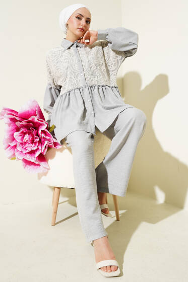 Önü Dantelli Fırfırlı Tunik İkili Takım Gri - İkili Takım