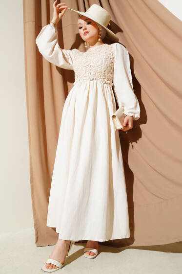 Önü Dantelli Keten Elbise Ekru - Elbise