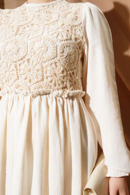 Önü Dantelli Keten Elbise Ekru - Tesettür Elbise