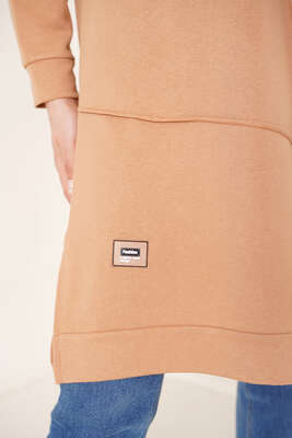 Önü Dikişli Armalı Tunik Latte - Tunik