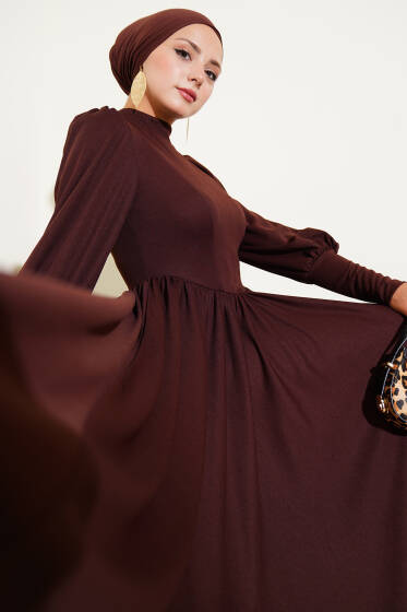 Önü Dikişli Bel Büzgülü Elbise Acı Kahve - Elbise