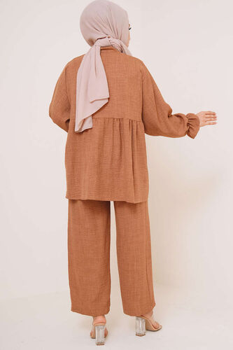Önü Düğmeli İkili Takım Camel - İKİLİ TAKIM