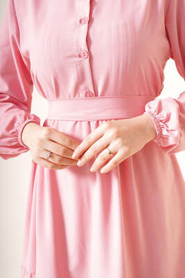 Önü Düğmeli Kat Model Elbise Pudra - Tesettür Elbise