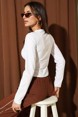 Önü Düğmeli Uzun Kol Bluz Beyaz - Yılın Fırsatı