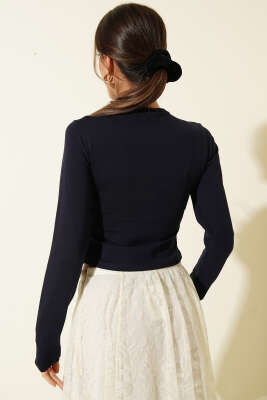 Önü Düğmeli Uzun Kol Bluz Lacivert - Kadın Giyim Modelleri