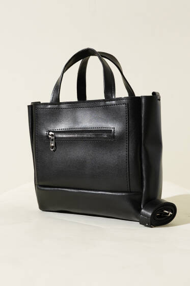 Önü Fermuarlı Çanta Siyah - Kol Çantası