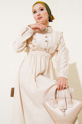 Önü Fırfır Detaylı Kuşaklı Elbise Bej - Tesettür Elbise