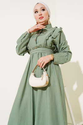 Önü Fırfır Detaylı Kuşaklı Elbise Çağla Yeşili - Tesettür Elbise