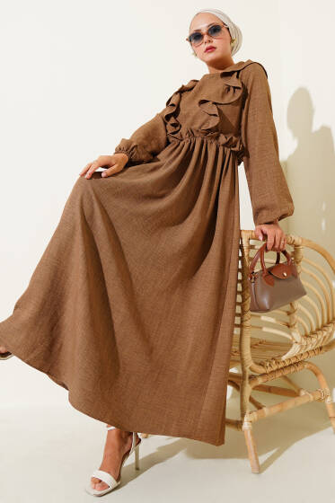 Önü Fırfırlı Bel Lastikli Elbise Kahve - Elbise