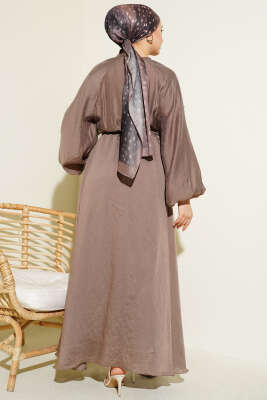 Önü Fırfırlı Bel Lastikli Kuşaklı Elbise Vizon - Elbise