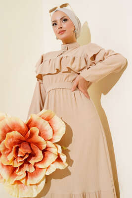 Önü Fırfırlı Bürümcük Elbise Bej - Tesettür Elbise