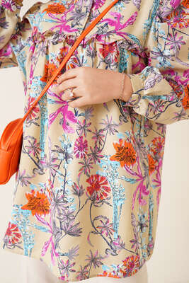 Önü Fırfırlı Desenli Tunik Camel - Tunik