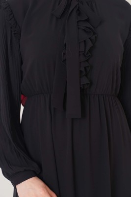 Önü Fırfırlı Kolları Piliseli Şifon Elbise Siyah - Thumbnail