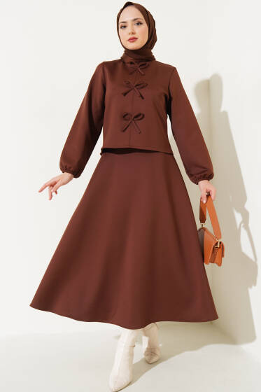 Önü Fiyonklu Etekli Scuba İkili Takım Kahve - İkili Takım