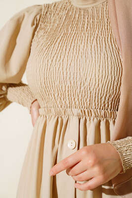 Önü Gipeli Elbise Bej - Tesettür Elbise