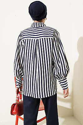 Önü Güpürlü Çizgili Gömlek Lacivert - Gömlek