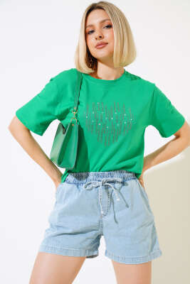 Önü Kalp Taşlı T-shirt Benetton - Kadın Giyim Modelleri